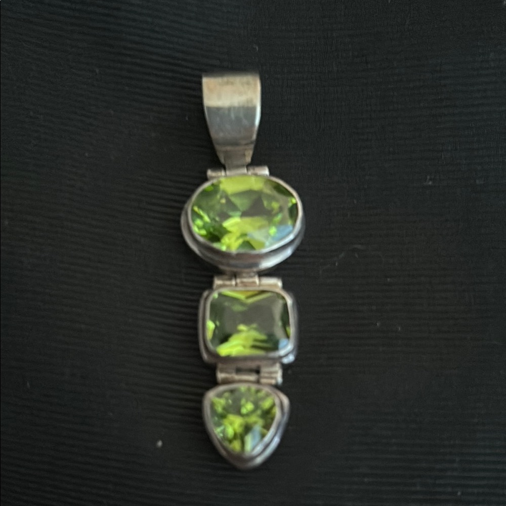 Green Peridot Charles Albert fine sterling silver large pendant - Picture 1 of 3